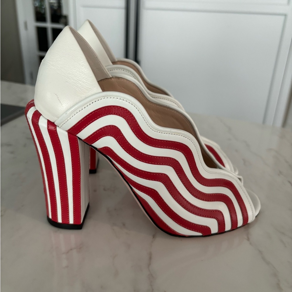 FENDI Heels - Picture 4 of 5